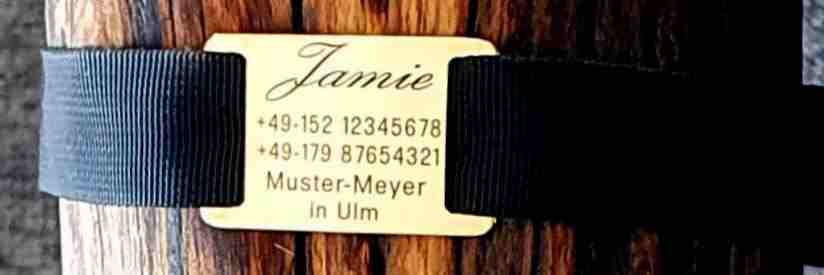 Halsbandplaketten für flache Halsbänder, ab 14,00 €.