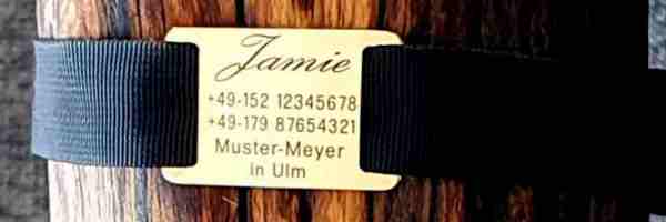 Halsbandplaketten für flache Halsbänder, ab 14,00 €.
